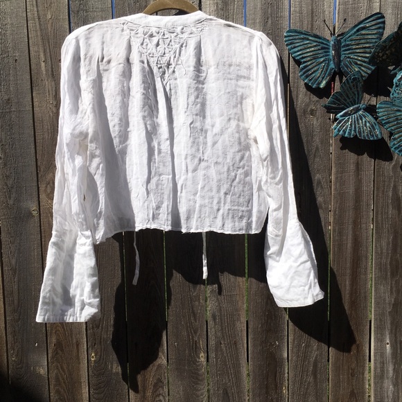 IF BY SEA Los Angeles white crop top - Picture 5 of 8